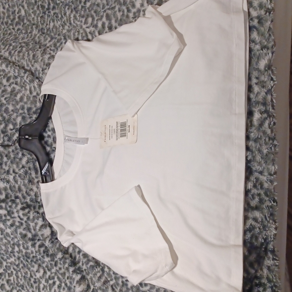 Fabletics Jade s/s Boxy Tee - Picture 6 of 7